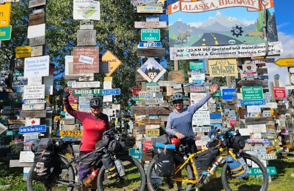 Znameniti Sign Post Forest v mestu Watson Lake