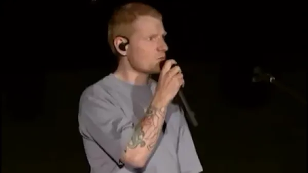 Britanski glasbenik Ed Sheeran je na sobotnem koncertu v Philadelphii prvič javno spregovoril o polemiki.