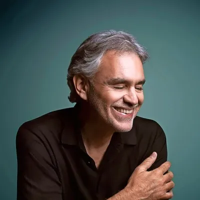 Bocelli v naslovni skladbi filma o bratih Maserati