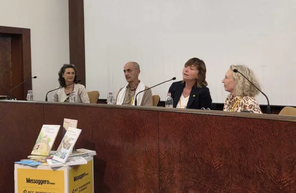 Pravljice iz Rezije in uvrstitev na prestižni Unescov seznam so na festivalu predstavili Elisabetta Lippolis (IBBY Italija), Roberto Dapit (Univerza v Vidmu), Luigia Negro (Muzej rezijanskih ljudi) in Martina Kafol (ZTT)