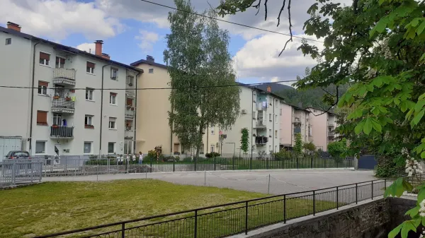 Bistri&scaron;ki mladini je doma v občini v&scaron;eč, želijo pa si več stanovanj in perspektive