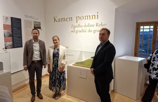 Na gradu Prem na ogled nova razstava, ki s tehnologijo oživlja zgodbe doline reke Reke
