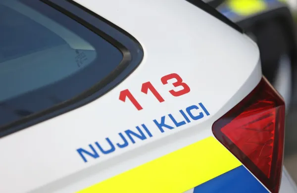 81-letni Avstrijec z avtomobilom v nasprotno smer po avtocesti