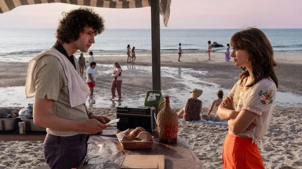 Dominic Sessa in Emilia Jones - osrednja igralca biografskega filma Tony