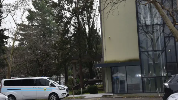 Po napadih na najstnice ostaja na psihiatriji