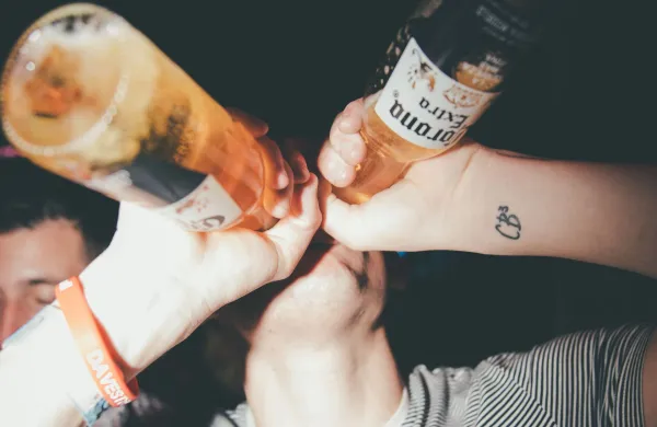 V Splitu želijo z omejitvijo prodaje alkohola omejiti ulično popivanje