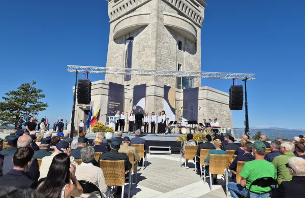 Vseslovensko zborovanje za mir je je v soboto potekalo na Cerju. 