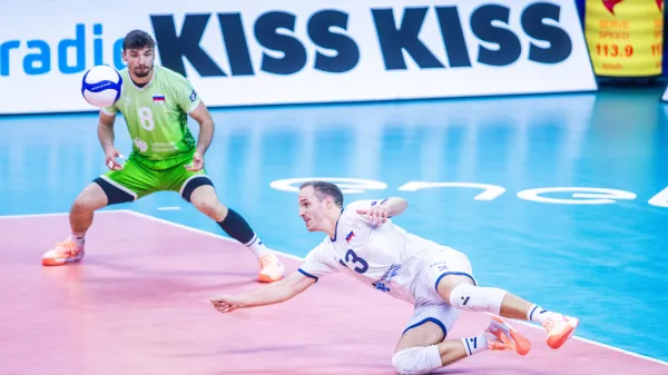 Tekma za tretje mesto med Slovenijo in Finsko - odbojkarja Rok Bračko in Jani Kovačič