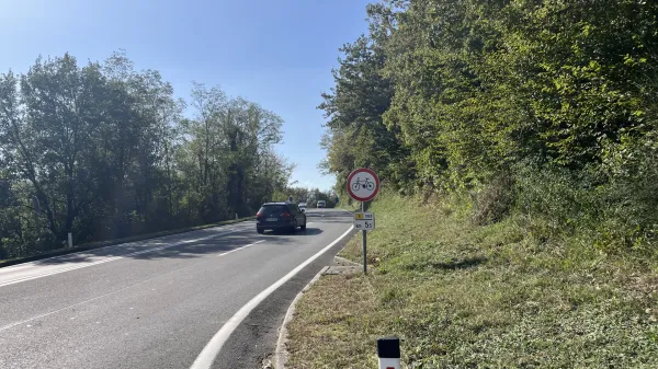 &Scaron;marska cesta kolesarske poti prepoved za kolesarje stara &Scaron;marska cesta