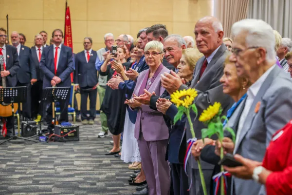 Tradicionalna slovesnost ob srečanju biv&scaron;ih tabori&scaron;čnic in tabori&scaron;čnikov, izgnank in izgnancev, ukradenih otrok in njihovih svojcev, slavnostna govornica je bila predsednica republike Nata&scaron;a Pirc Musar.