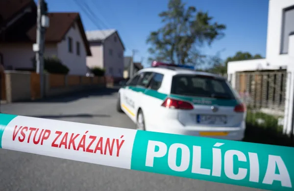 Do napada je pri&scaron;lo v torek zjutra. Napada, ki ga je izvedel učenec, ni preživela 61-letna ženska.