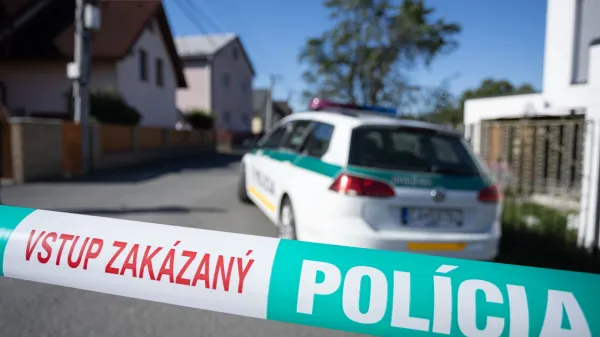 Do napada je pri&scaron;lo v torek zjutra. Napada, ki ga je izvedel učenec, ni preživela 61-letna ženska.