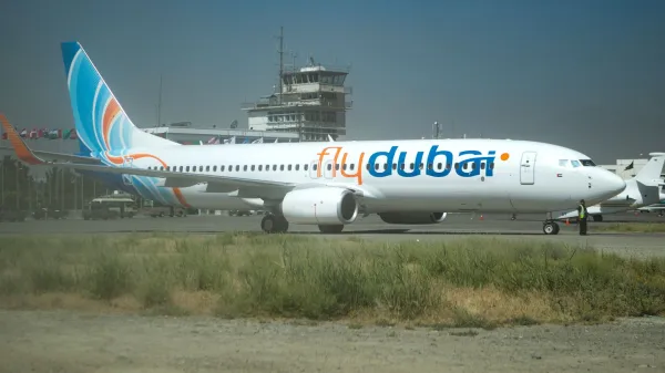 Afganistan, Kabul.Letalo nizkocenovnega letalskega prevoznika Flydubai iz Zdruzenih arabskih emiratov.