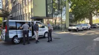 Tožilstvo je na sodi&scaron;če proti Tomažu Ternovicu (na sredini) vložilo predlog za obvezno psihiatrično zdravljenje v bolni&scaron;nici.