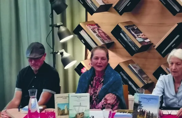 Slovensko staroselstvo in Istri IV, Koper, od leve - Rudi Merljak, Leda Dobrinja in Du&scaron;a Krnel Umek