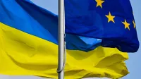 Zastavi Ukrajine in EU