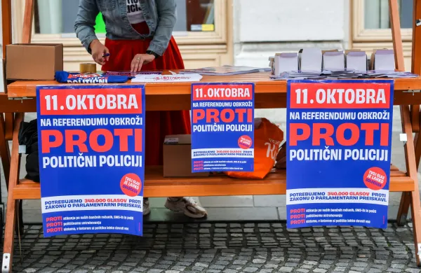 Po mnenju Igorja Vidmarja pa zakon uvaja "novi makartizem, to se pravi preganjanje čarovnic, morda ne več samo komunističnih, ampak civilnodružbenih nasploh".