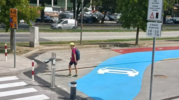Nič več parkiranja pred Osnovno &scaron;olo Koper