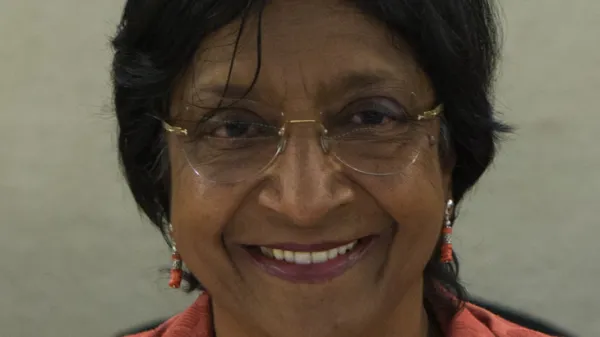 Nobelovo nagrado za mir letos prejme južnoafri&scaron;ka pravnica Navi Pillay za njena prizadevanja za mir in mednarodno pravo.