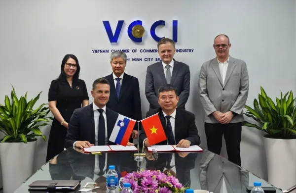 Juha pho bo povezala Vietnam in Slovenijo
