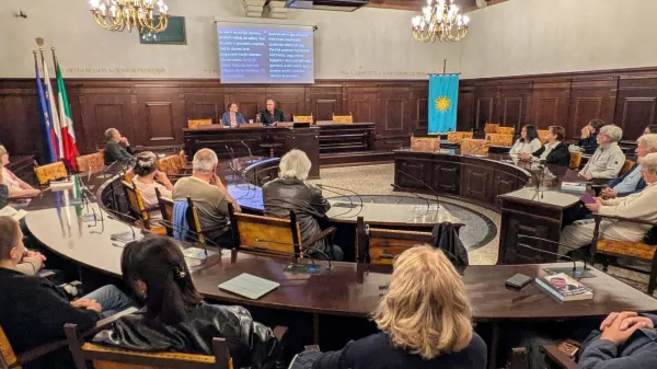 Knjigo Pripovedujem svoje življenje Aurelia Jurija so predstavili v koprski Pretorski palači.