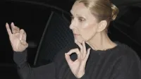 C&eacute;line Dion salue ses fans en arrivant &agrave; l'h&ocirc;tel Royal Monceau &agrave; Paris apr&egrave;s son concert &agrave; la Pl&eacute;nitude Arena &agrave; Paris La D&eacute;fense le 14 octobre 2026. C&eacute;line Dion greets her fans arriving at the Royal Monceau hotel in Paris after her concert at the Pl&eacute;nitude Arena in Paris La D&eacute;fense on October 14, 2026.,Image: 1143487967, License: Rights-managed, Restrictions:, Model Release: no, Credit line: Christophe Aubert/Bestimage/Profimedia