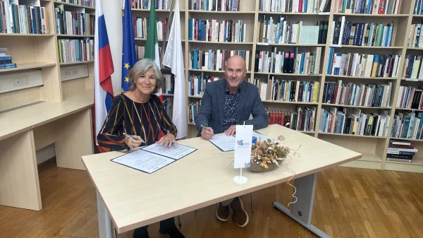 M&ograve;nica Pere&ntilde;a in Rado Pi&scaron;ot.