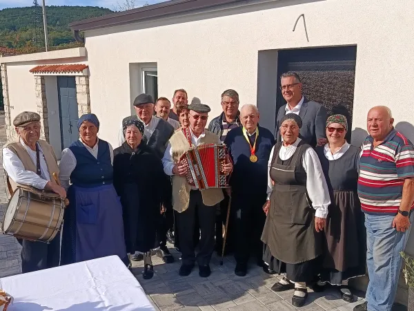 Kljub 100 letom je nono Cvetko v odlični formi