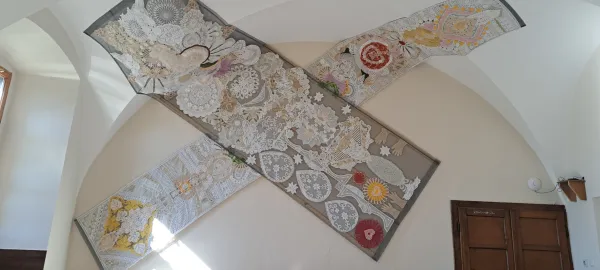 Kostanjevica je bogatej&scaron;a za novo stalno umetni&scaron;ko instalacijo