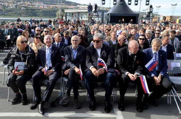 25. 10. 2026 - Koper, Dan Suverenosti