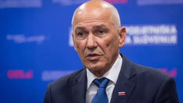 Ljubljana, Hotel Mons.Forum obrti in podjetnistva v organizaciji Obrtno-podjetniske zbornice Slovenije, na katerem so vladi predstavili kljucne zahteve, povezane v strategijo razvoja malega gospodarstva 2026-2030.Predsednik vlade Janez Jansa.
