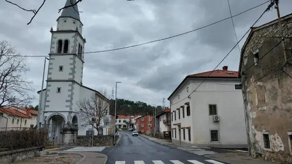 (LOKALNE VOLITVE) Sedem bi jih rado sedlo na županski stolček v Divači