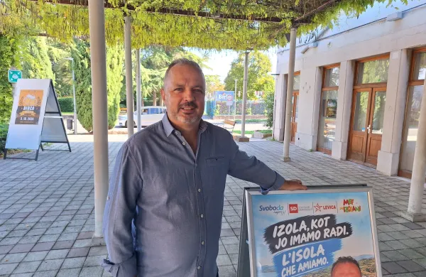 Daniel Rade&scaron;ić kandidat za župana Izole podpora Svobode, Levice. SD ter liste Mef in Izolaniobčinske volitve 2026