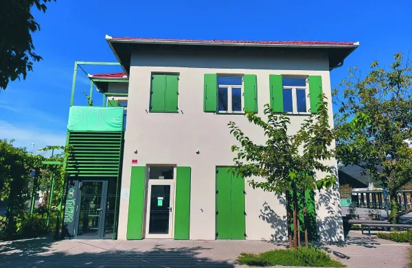 Za prostore Super 8 niso prejeli niti ene ponudbe