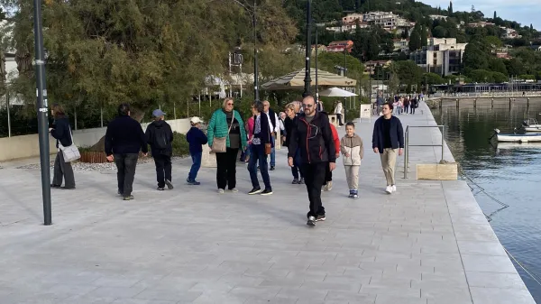 &Scaron;olske počitnice in lepa jesen polnijo hotele ob morju